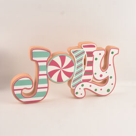 Neu eingetroffene weihnachtliche Buchstaben-Tischdekoration aus Holz