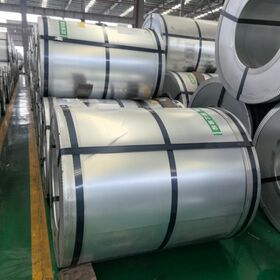 Tira de aço elétrico não orientado, laminado a frio e entregue em estado totalmente processado 50WW1300. Perda de ferro inferior a 7 W/kg.