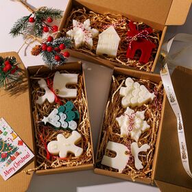 Christmas tree gingerbread man fragrance candle set, handcrafted design, creative Christmas gift, handy souvenir gift, candle