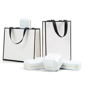 Custom Eco-Friendly Luxury Biodegradable Paper Shopping Bags Kraft Paper Bag With Your Own Logo