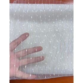 Dentelle brodée avec tissu blanc et noir