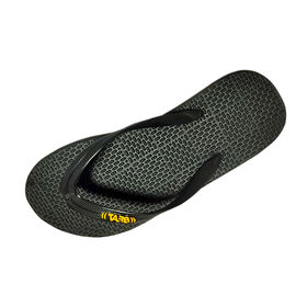 Chanclas de PE personalizadas para hombre con diseño en relieve en la plantilla