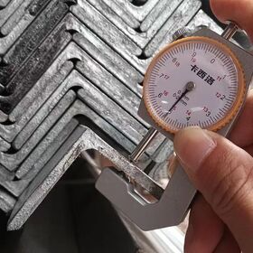 Q235 Ss400 Hot Rolled Carbon Mild Steel Angle China's Equal Angle Bar Iron Angle for Building