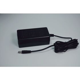 Adaptador de comutação AC/DC de 72W para desktop com entrada IEC 62368 1310 61347 C8/C6/C14, saída de tensão personalizável e logotipo da marca