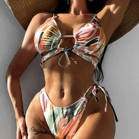 Best-selling Designed Graffiti Sexy Soft Backless Drawstring Tie two-Piece Bikini for Women