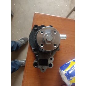 QC4C2 (Heliforklift) 2409001810019 Quanchai QC4C2 (Heliforklift-adapt) Assemblée de pompe à eau spécialisée