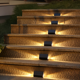 Outdoor LED Solar wall lights step lights stair lights IPX5 waterproof rating with Independently designed