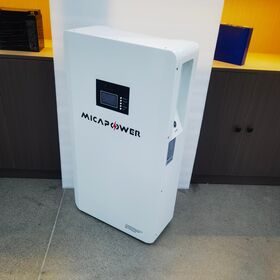 Batería LiFePO4 de montaje en pared de alta capacidad 24V/48V 200Ah 5kWh 10kWh de fábrica para energía solar y de respaldo