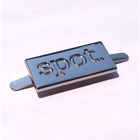 Metal personalizado Sew-On Tag com furos laterais dobro-placa de identificação durável do Hardware com letras inglesas feitas sob encomenda para o fato