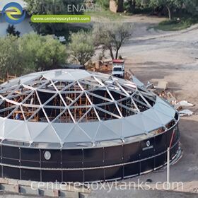 Toit de dôme géodésique en aluminium pour réservoirs de silo : Fournit une couverture résistante aux intempéries pour les matériaux en vrac