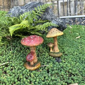 UV-beständige Polyresin-Pilzgruppen-Figuren, handbemalte Feengarten-Terrassendekoration, wetterfeste Gartendeko