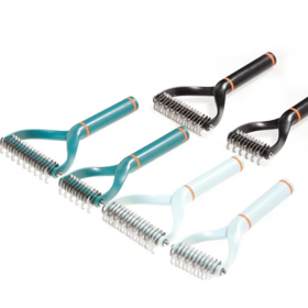 Nuevo diseño en forma de Y cepillo de mascotas perro gato aseo deshedding peine perro removedor de pelo calidad al por mayor herramientas de aseo de mascotas