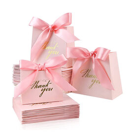 Luxuriöse, rosafarbene Kosmetik- und Schmuck-Geschenkverpackung, kleine Boutique-Papiertragetaschen mit individuellem Aufdruck, Band und Logo