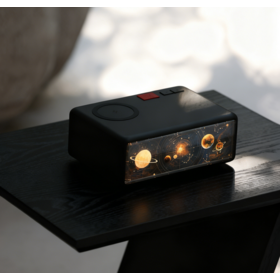 Haut-parleur Bluetooth avec son surround de qualité CD, écran d'affichage d'art lumineux et chargement inversé de téléphone