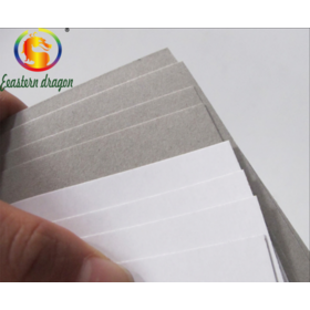 Carton Couché Double Face avec Fonction Anti-Gauchissement et Conformité REACH pour l'Impression
