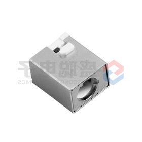 Chaud-vente produits Mid Mount Angle Droit DC Power Jack Par Trou Audio &amp; Vidéo Connecteur