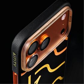Hot NEW Limited edition for the Year of the Horse Aramid fibre Kevlar Wuzhui lightweight with Magsafe phone case for iPhone 17 Pro