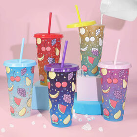 Benutzerdefinierte günstige 24oz (710ml) Plastikflasche Wasserbecher mit individuellem Muster und Farbe