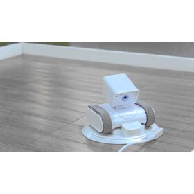 Smart Home CCTV 1080p Robot Wi-Fi Camera CMOS image 2.0Mega pixels IR motion detection PTZ rotation