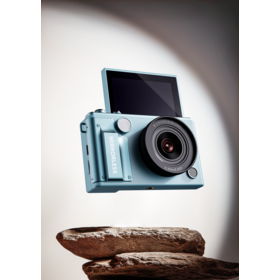 Kamera Retro CCD Ultra 4K 2,8 inci dengan Layar Flip 180°, 48MP, Anti-Shake, Flash Bawaan, Tripod, dan Lampu Kecantikan Magnetik