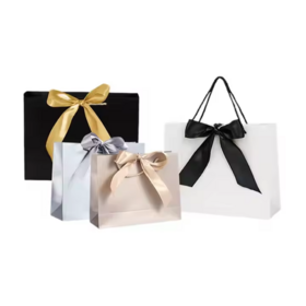 Luxuriöse High-End-Geschenktüte aus beschichtetem Recyclingpapier mit individuellem Logo und Band, Herstellung 2026, für Schmuck, Kosmetik und Parfüm