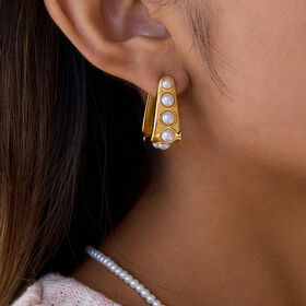 SISSLIA 18K PVD Gold Plate Stainless Steel Earrings Trendy Classic Acrylic Pearl U-shaped Earrings