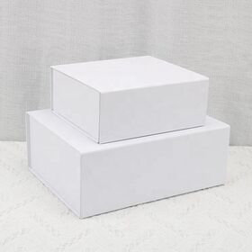 Nova Chegada Simples Elegante Branco Rígida Caixa De Presente com Fecho Magnético Fita Estampagem Impresso Reciclável