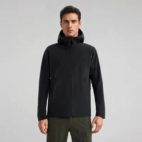 Jaqueta Bomber Soft Shell à Prova de Vento e Água, Elástica e Resistente ao Desgaste com Capuz, Streetwear para Caminhadas ao Ar Livre