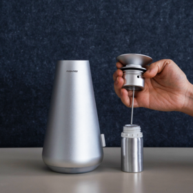 Difusor de Aroma Metálico Lindo, Control por App, Bajo Consumo de Aceite, Difusor Portátil de Aceite Esencial Estilo Commute para Hogar y Viajes