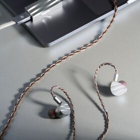HIFI-Kabelkopfhörer mit austauschbarem 3,5/4,4-mm-Klinkenstecker für Musikliebhaber