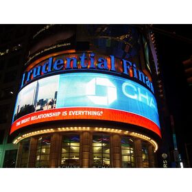 Pantalla LED Flexible P1.875: Módulo LED Flexible de Paso Fino + Pantalla LED Flexible para Instalaciones Curvas