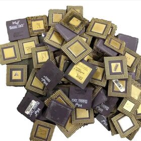 Keramik-CPU-Schrott zur Goldrückgewinnung / Goldstifte von Pentium Pro Prozessoren in großen Mengen verfügbar