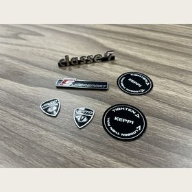 Industrielles Aluminium-Stanz-Namensschild mit individuellem Logo