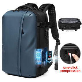 Premium Skin-feeling Waterproof Vacuum Bag for Business Trip Integrated Pump Auto Compress Custom Travel Vacuum Backpack