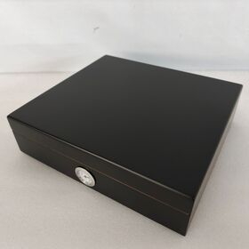 Humidor de Madera Negro Mate - Caja Pequeña de Madera para Humidor - Humidor de Cedro con Higrómetro - Fábrica de Humidores de Viaje de Madera
