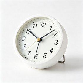 Venta al por mayor mini mesa redonda reloj despertador con soporte de metal #22108 con diseño minimalista para oficina hogar niños uso