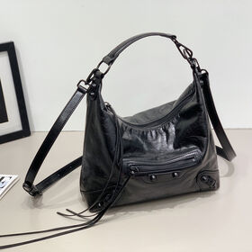 Large Capacity Genuine Leather Shoulder Bags for Women Butter Leather Ladies Shoulder Bag Hot with Rivets Luxury 2026