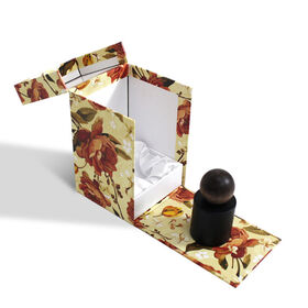 Offre Spéciale Pliable Clamshell Forme Papier Carton Boîte D'emballage pour Soins De La Peau Cosmétiques Parfum UV Matt Lamination Éponge