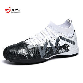 Sepatu Futsal Bola Kustom Logo Musim Semi Panas Gugur Dingin Anti-Slip Olahraga Luar Ruangan Cleat Insole CR7 Baru Lapisan Mesh