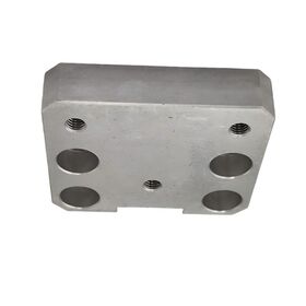 Attelage à cinq axes en acier inoxydable pièces de précision pièces métalliques personnalisées fabrication de pièces de précision CNC pièces cnc
