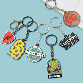 OEM/ODM Souvenir Porte-clés Die-Cut en alliage de zinc de haute qualité Keychain avec finition en émail durable pour cadeau promotionnel