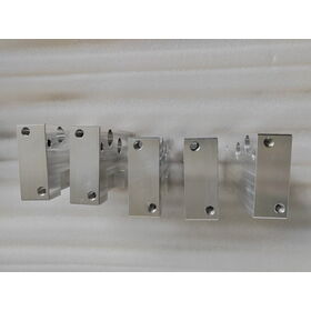 CNC-bearbeitete Aluminiumteile für Zubehör von automatisierten Maschinen + Natürliche Eloxalfarbe