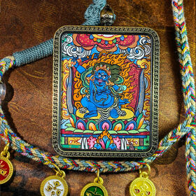Pendentif Thangka Acala (Fudo Myoo) Peint à la Main Boîtier Carré en Laiton Antique 4.5x5.5cm Collier Amulette Bouddhiste Protectrice Cadeau Unisexe