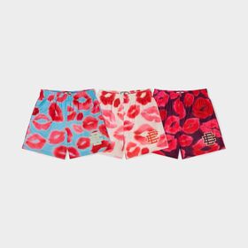 Women's casual shorts Quarter-length shorts, breathable mesh, loose, knee-length
