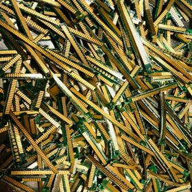 Großhandel Gebrauchte Getrimmte Goldrand-Widderfinger-Schrott-Desktop-Goldrückgewinnung / Günstige CPU-Finger LGA 1150 Keramik Reinheit 99.99%