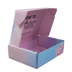 Co-friendly Reciclado Kraft Papelão Ondulado Cosméticos Embalagem Mailer Caixas Quatro Cores/UV/Folha de Ouro Impressão Encomendas Personalizadas
