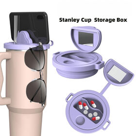Tutup Gelas 2-in-1 dengan Dudukan Ponsel dan Kotak Penyimpanan Pil atau Corong Kopi - Aksesori Tutup Gelas Silikon Food Grade untuk Mug 40oz
