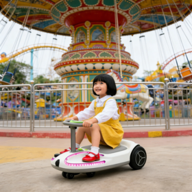 Mobil putar grosir anak-anak, mobil ayun bertenaga baterai, kendaraan mainan dalam ruangan dengan setir musik, go kart untuk kesenangan berkendara