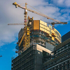 Durable Heavy Duty Hammerhead Tower Crane Featuring Flexible For Commercial Construction Site Daily Hoisting Operations