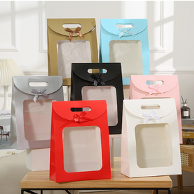 Papiertragetaschen Geschenktüte mit Fensteröffnung, modische Geschenkbox-Tasche, Fabrik-Großhandel ODM OEM Kraftpapierbeutel